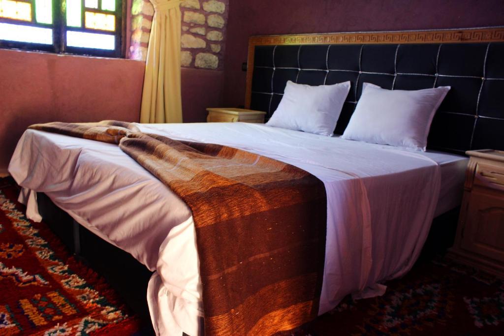 Riad Aslda Asni Phòng bức ảnh